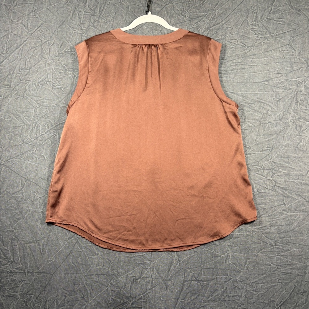 Liz Claiborne Blouse Women XL Brown Satin Sleeveless Pleated Neck Shell Top - Picture 2 of 7